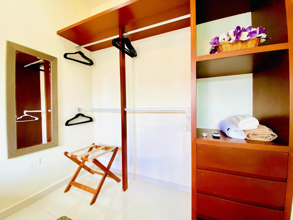 Two-Bedroom Apartment,1093163952:JPEG