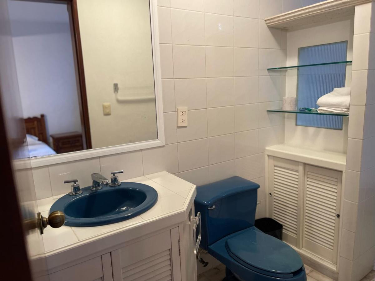 Twin Room with Private Bathroom,1231015808:JPEG