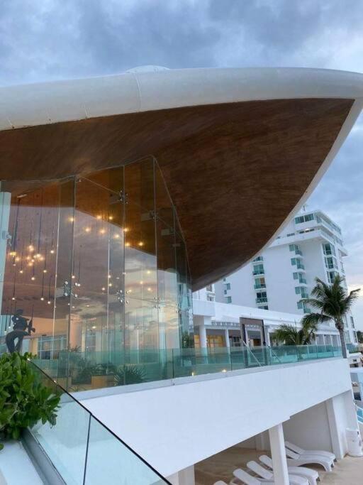 Apartamento de 1 Quarto Deluxe com vista para o mar.