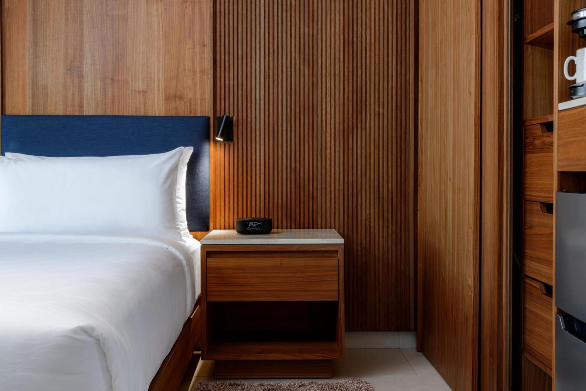 Premium King Room with Ocean View