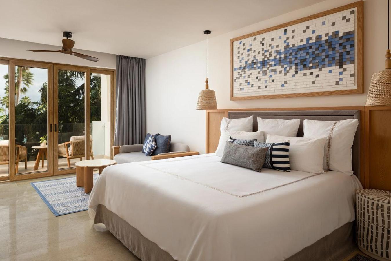 Junior Suite Garden View - King Bed