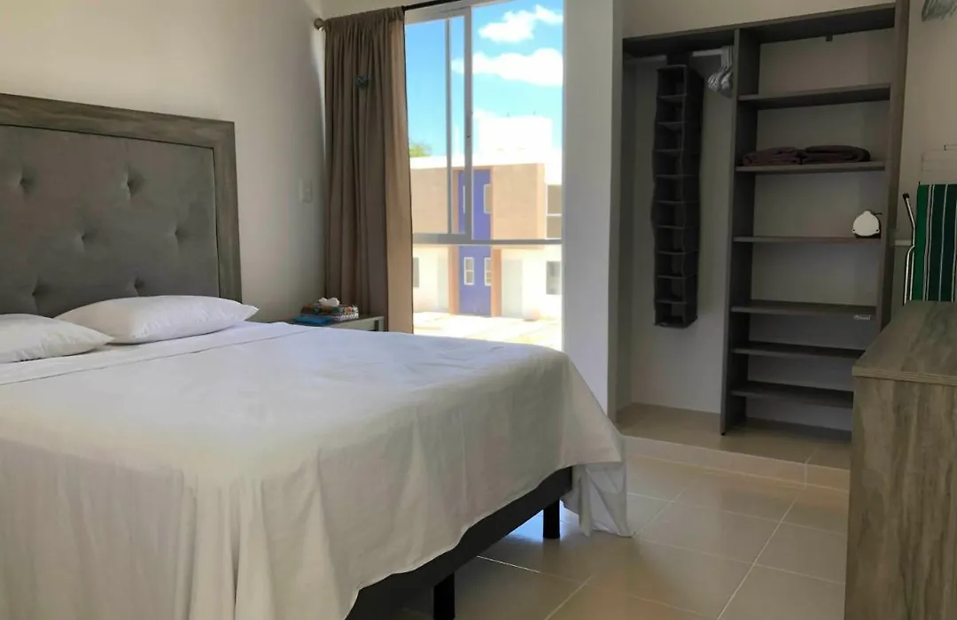 Casa Limpia Bonita Dos Plantas Para 5 Habitantes En Cancun-1