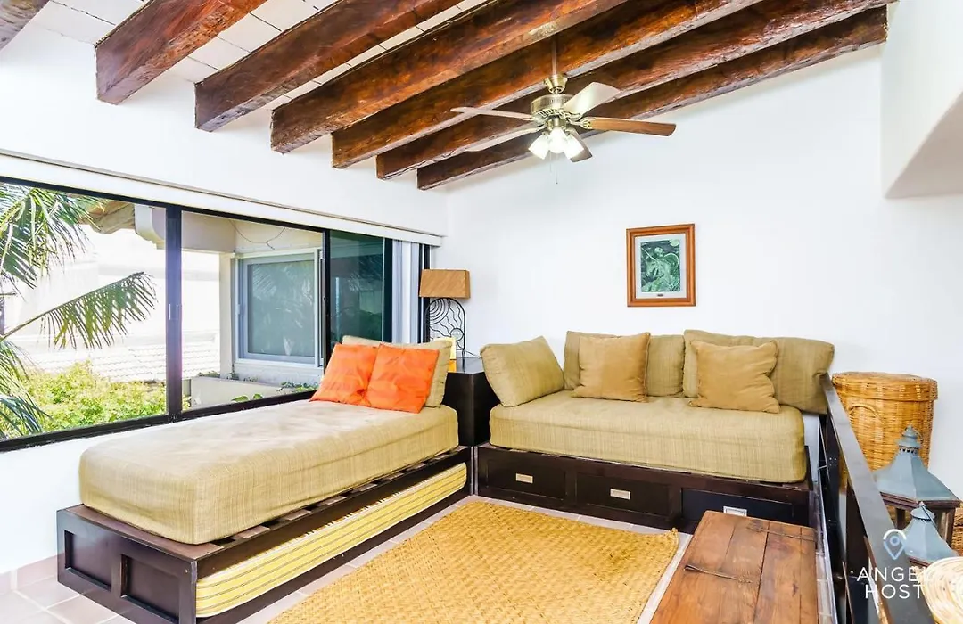 Oceanside Townhome A Block To Beach Plus 3 Pools Onsite-1