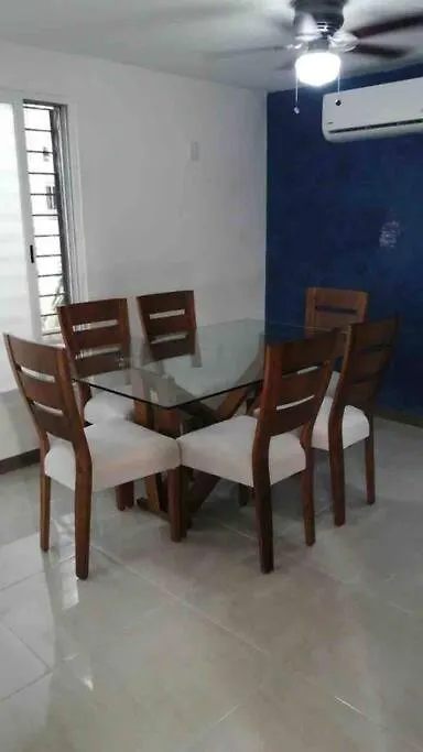 Un Pedacito De Arena En Cancun-1