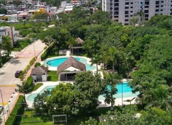 Departamento Centrico Con Piscinas Jacuzzi-1