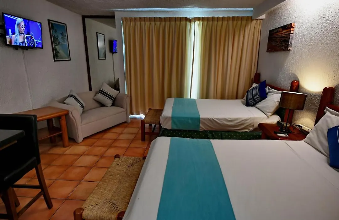 Cancun Hotel Zone Ocean View W/Balcony-1
