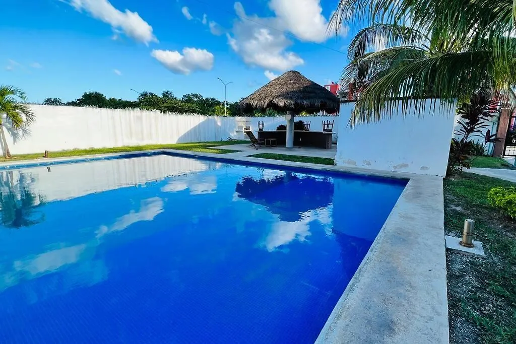 Departamento En Privada Con Alberca-1