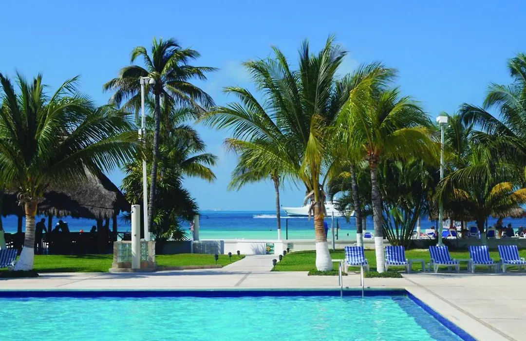 Fantastic Family Villa On The Best Beach In Cancun-1