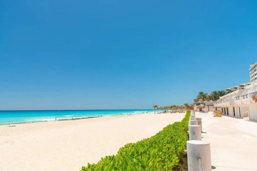 Beautiful 2 Bedrooms Apartment Ocean View-1