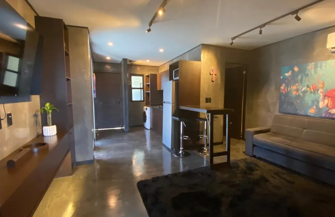 Luxury Apt In The City-1