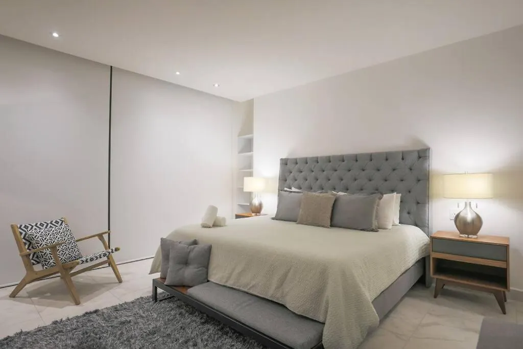 Cancun Luxury 3Br Apartment Highspeed Wifi & Wired-1