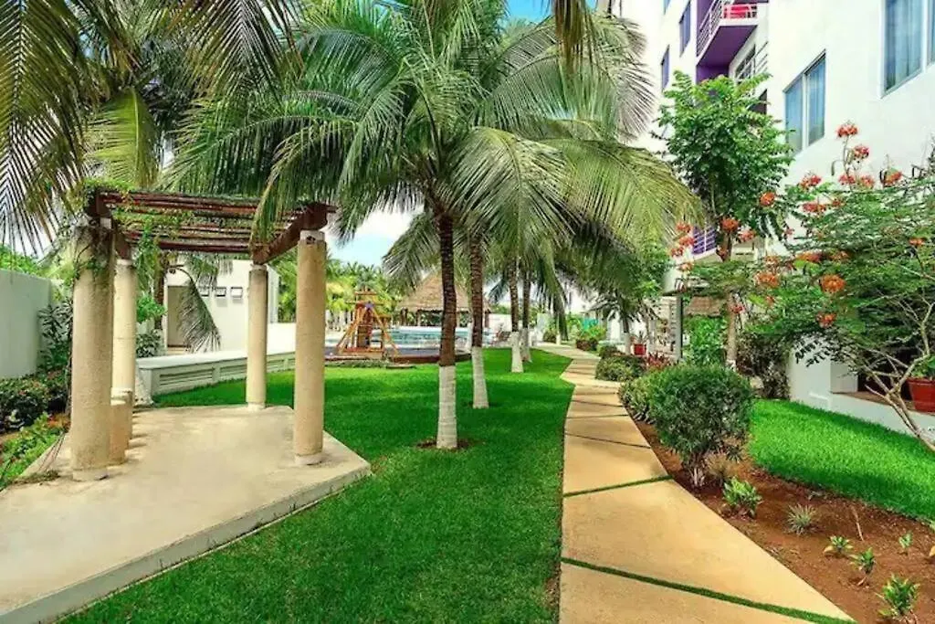 Home & Office Cancun Pool-1
