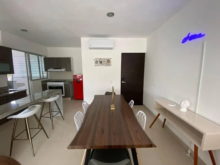 Casa De La Luz Cancun. Amazing Apartment With Stunning Pool In Front Of Mall-1