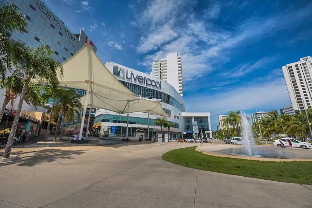 *New* Ocean & Lagoon View Apartment Next To Plaza Las Americas!-1