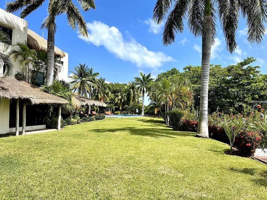 4Br Beautiful Waterfront House With Pool & Terrace-1