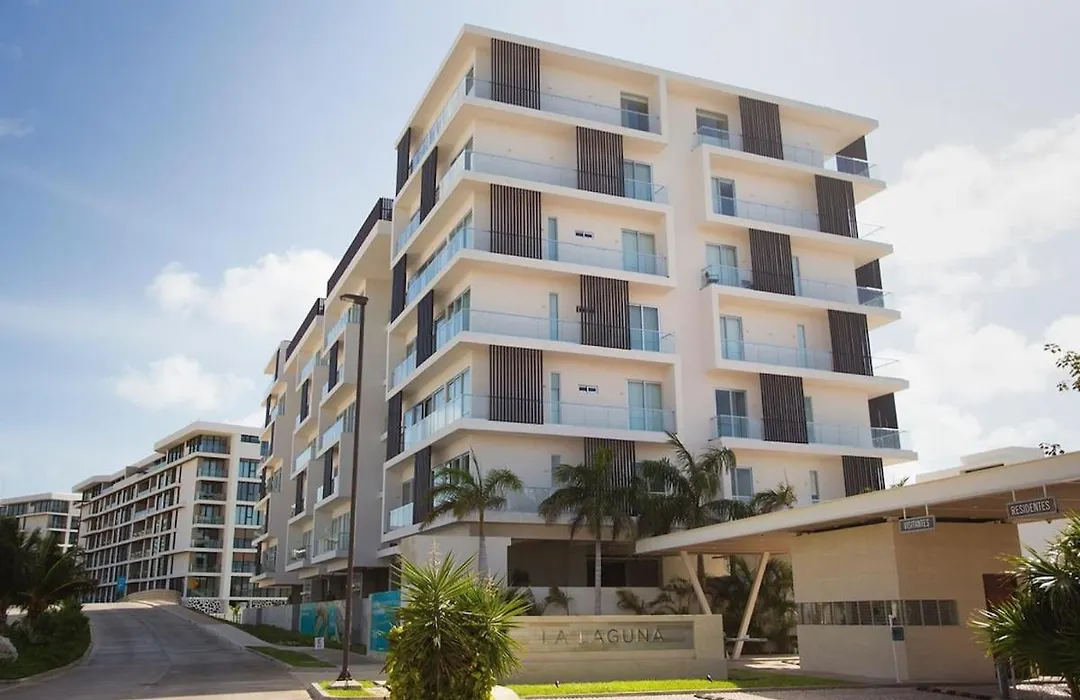 Luxury 3Br Condo, Near The Beach-1
