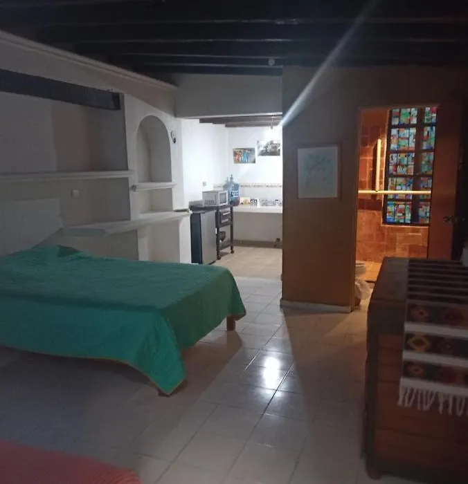 Studio Pequeno En Cancun-1