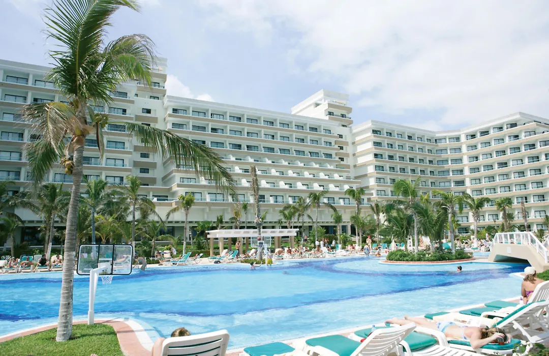 Hotel Riu Caribe-1