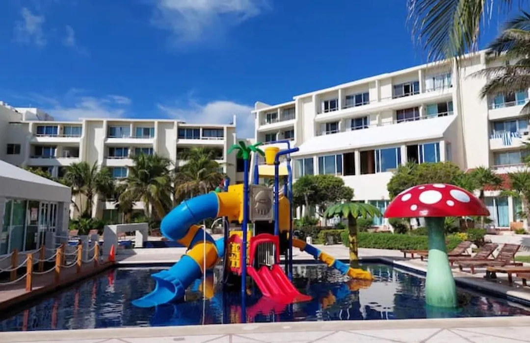 Cancun Studio Overlooking The Lagoon-1