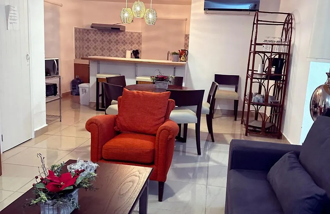 Newly Renovated ! Villa Laguna Cancun-1