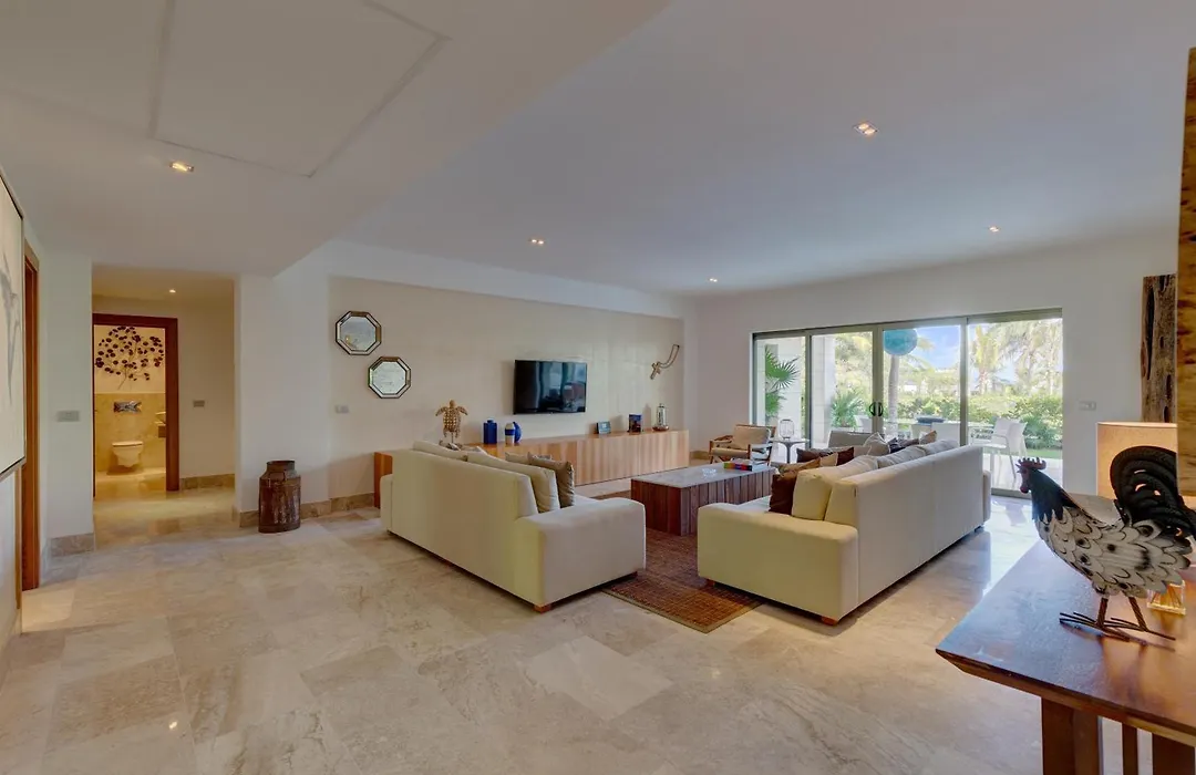 Beach Front Marina & Golf Luxe Condo Playa Mujeres-1