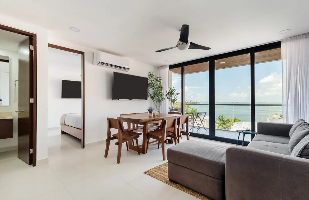 Spectacular View 2Br Apartment - Rooftop Pool-1