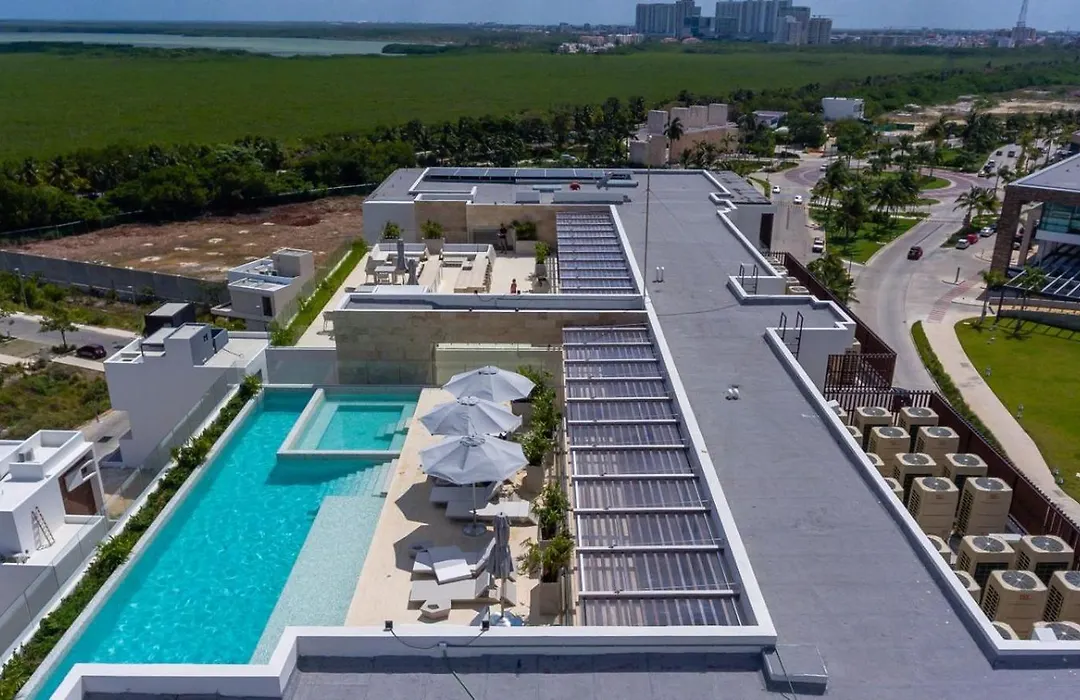 Rooftop Pool- Family Apartment- Ocean View -Close-1