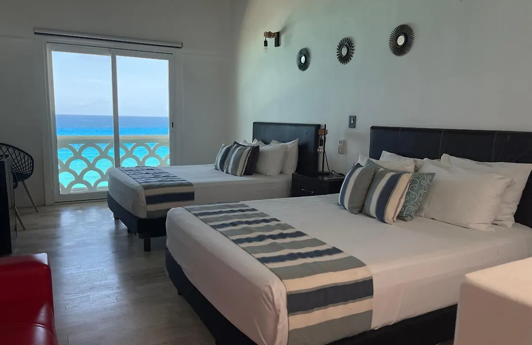Seashore Apartment Cancun-1
