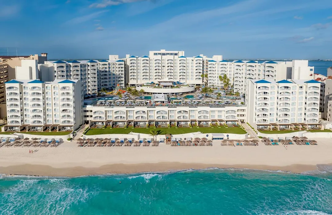 Hilton Cancun Mar Caribe All-Inclusive Resort-1