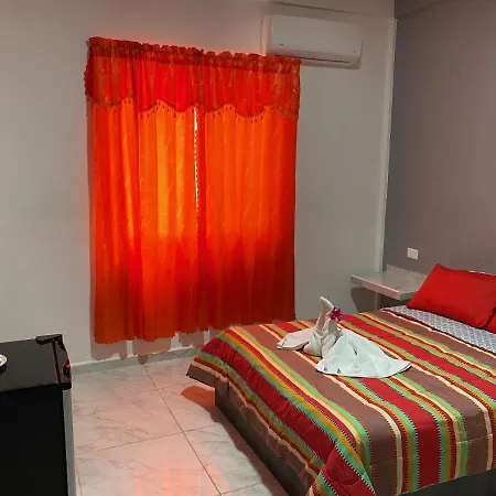 Las Gardenias-2
