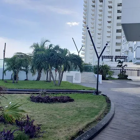 Luxury Apartment In Shopping Center And Spectacular View-3