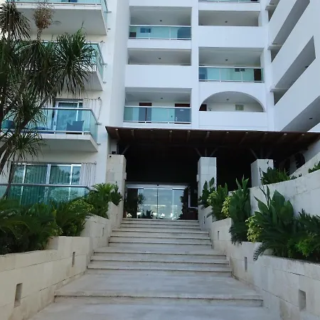 Ocean Front, Amazing Views-3