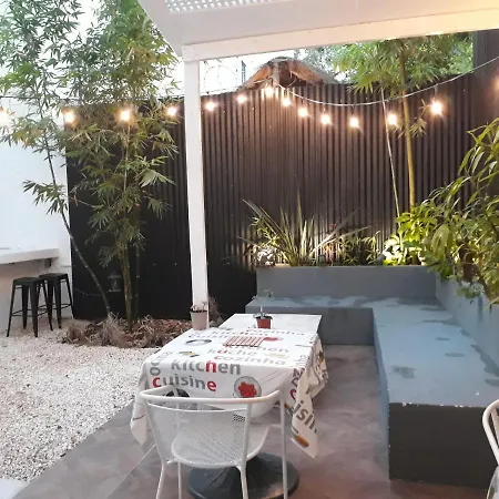 Queen Room Private Bathroom Aa Wi-Fi 50 Mbps In Downtown Cancun-2
