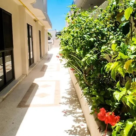 Walk To Beach Prime Location Villas Marlin #32-2