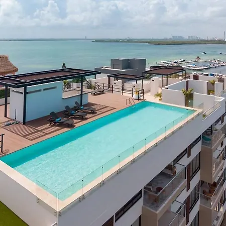 Cozy Suite In The Heart Of Cancun Beach-3