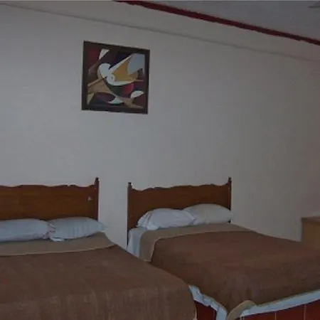 Hotel Los Cuates De Cancun-2