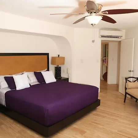 Amazing Villa With Private Swimmingpool, 5 Bedrooms, 5 Bathrooms-2