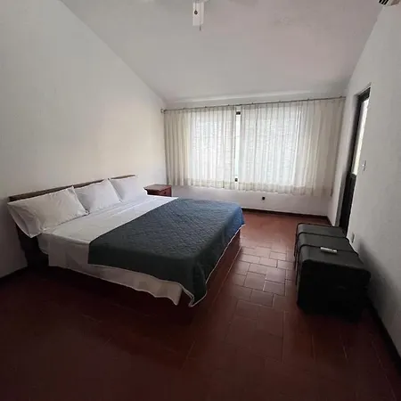 Villa Iguana Con Alberca-2