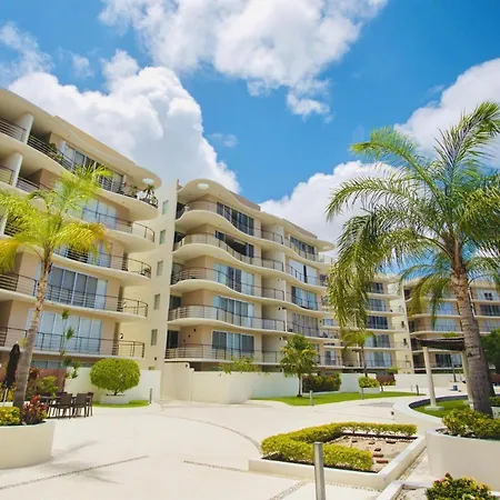 Luxury 2 Bedroom Apartment-2