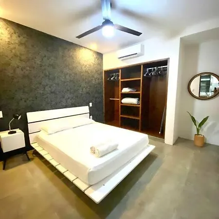 Beautiful Top Location 1B 1Br Wifi Ac Vehicle Rental-3