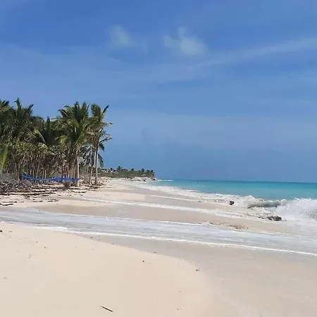 Playa Virgen En Cancun-2