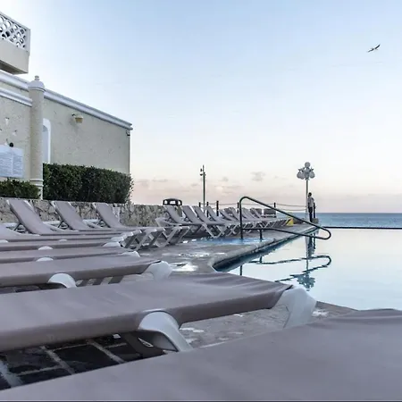 Cancun Beach&Sunrise-2
