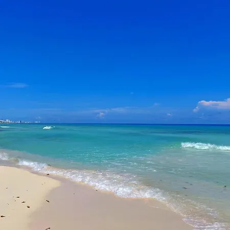 Beach, Fun & Relax At The Hotel Zone In Cancun-2