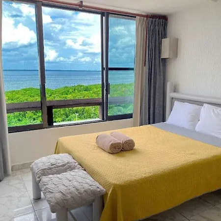Lovely View, Beach Suite, 10 Min To Airport Hotelz Sol2701-2