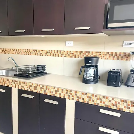 Deco 2 Downtown 3 Bed Apartment Renewed-2