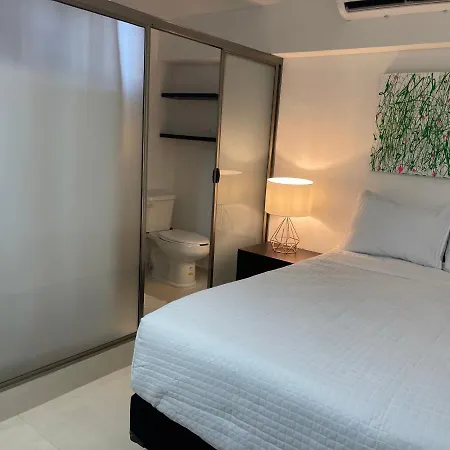 Deco 2 Downtown 3 Bed Apartment Renewed-3