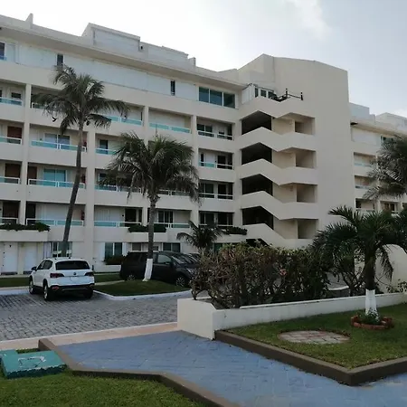Confortable Depa En Condominio Frente Al Mar!-3