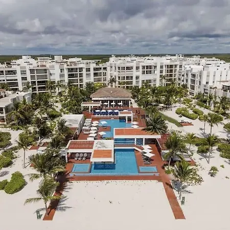 La Amada Residences. Best Stay-2