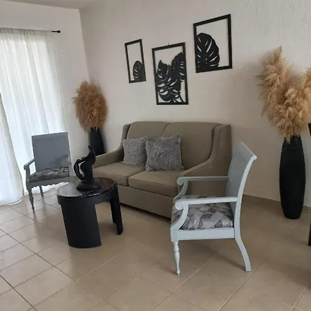 Preciosa Casa Turquesa En Cancun-3