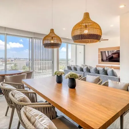 Spectacular Apartment With Rooftop View-3